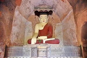 Images Dated 17th November 2015: Buddha sculpture inside Su La Ma Ni Pahto terracotta Temple, Bagan, unesco ruins Myanmar. Asia