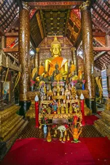 Images Dated 14th May 2013: Buddha in Wat Xieng Thong Temple in Luang Prabang