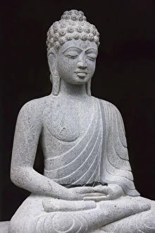 Images Dated 1st February 2012: Buddhist rock statue at Mahaballipuram Monuments