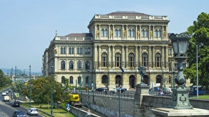 Images Dated 17th July 2015: Building of Hungary Academy of Science