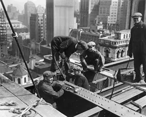 Hammer Prints: Building Paramount