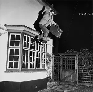 Roles And Occupa Prints: Burglar's Escape
