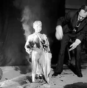 Mannequin Prints: Burning Clothes