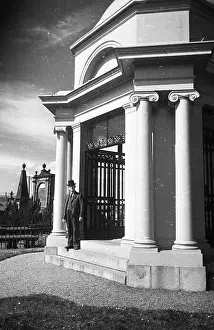 Architectural Prints: Burns Mausoleum