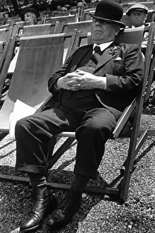 Deckchair Prints: Business Man Sleeps