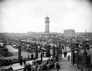 Railing Gallery: Caledonian Market
