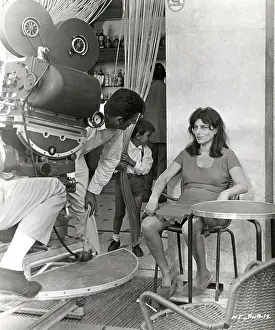 Camera Films Anna Magnani Outside