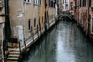 Images Dated 15th November 2013: Canal in Venice under the rain