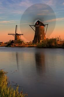 Images Dated 21st April 2015: Canal and windmills, Kinderdijk