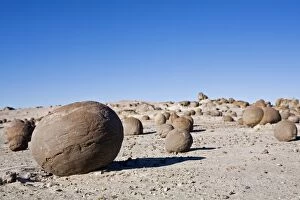 Andes Collection: Cancha de Bochas - round stones at National Park Parque Provincial Ischigualasto, Central Andes
