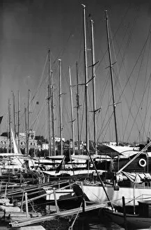 Images Dated 25th May 2017: Cannes Yachts
