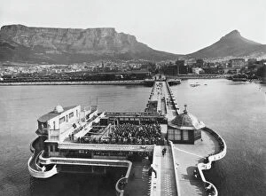 Images Dated 6th July 2010: Cape Town Pier
