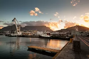 Images Dated 24th January 2017: The Cape Town Waterfront, officially named the Victoria and Albert Waterfront