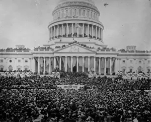 Capitol Building Washington Gallery: Capitol Crowds