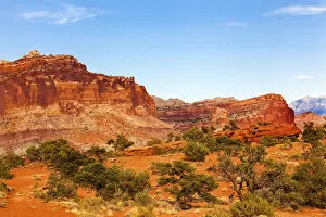 Images Dated 2nd July 2013: Capitol Reef Sandstone Mountain, Capitol Reef National Park, Torrey, Utah, USA