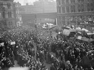 Topical Press Agency Collection: Captured Aircraft