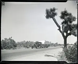 Car And Trailer Head For California