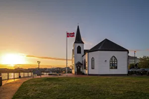 Urban Gallery: Cardiff Bay Norwegian Church