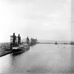 Freight Ship Prints: Cardiff Docks