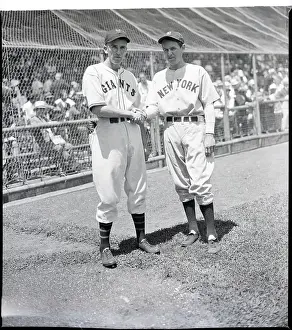 Carl Hubbell And Vernon Gomez, Handshake