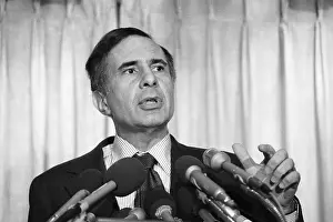 Press Conf Prints: Carl Icahn in Press Conference