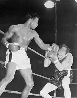 Carl Olson Crouching Away From a Punch