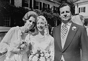 Huty33498 Prints: Carol Burnett, Amy Stryker And Paul Dooley On Set A Wedding