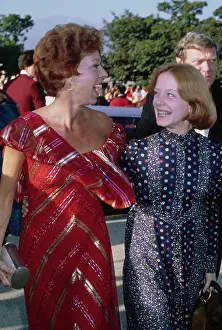 Huty33490 Prints: Carol Burnett & Carrie Hamilton
