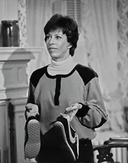 Huty33498 Prints: Carol Burnett On Set
