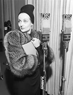 Carole Lombard in Fur Coat