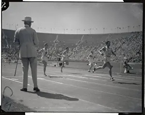 Bill Carr Running in Race