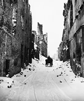 Warsaw Prints: Carriage on Snowy Rubble-Strewn Street