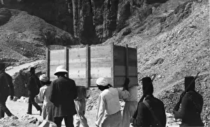 Tutankhamen Prints: Carrying Crate