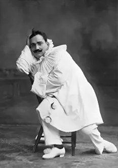 Tenor Prints: Caruso as Canio