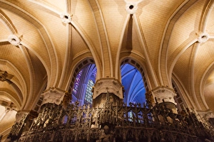 Images Dated 23rd December 2012: Carved 16th-century chancel screen with sculptures, Cathedral of Notre Dame in Chartres