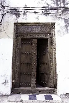 Zanzibar Prints: Carved wooden doors in Stone Town