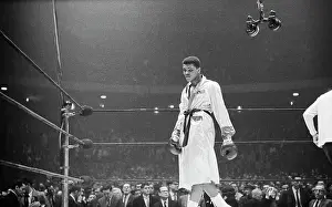 Cassius Clay Glaring At Crowd