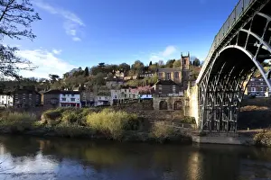 cast iron bridge, river Severn, Ironbridge town