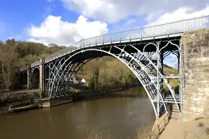 cast iron bridge, river Severn, Ironbridge town
