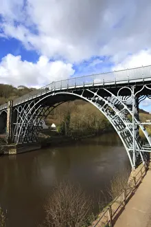 cast iron bridge, river Severn, Ironbridge town