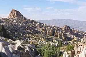 Images Dated 9th May 2014: Castle Rock, Uchisar, Goreme National Park, Cappadocia, Central Anatolia Region, Anatolia, Turkey