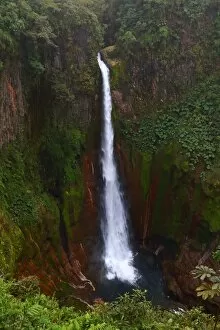 Images Dated 12th January 2015: Catarata del Toro Waterfall, Costa Rica
