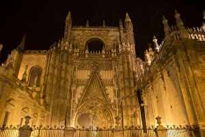 Images Dated 12th November 2014: Cathedral of Seville at night
