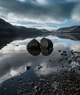Images Dated 15th February 2016: Centenary Stone, Derwentwater, Cumbria, UK