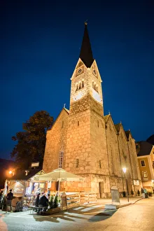 Images Dated 2nd October 2016: Central of Hallstatt village at Twilight time Hallstatt square center of village, Upper Austria