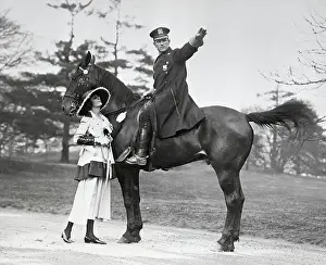 Brigade Prints: Central Park Policeman On Horse
