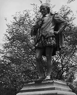 Theatre Prints: Central Park Statue