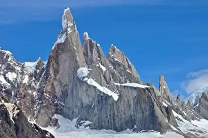Images Dated 11th December 2009: Cerro Torre