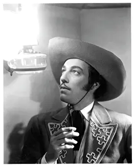 Lac0044 Prints: Cesar Romero In The Cisco Kid And The Lady