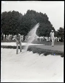 Bethlehem Prints: Charles Coe Chipping from Sand Trap